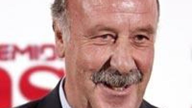 Del Bosque: Türk futbolcular asker gibi