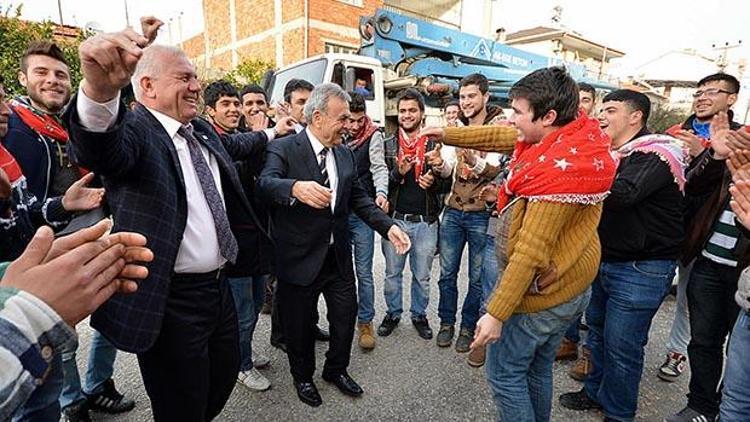 Kocaoğlu, Kemalpaşa’da asker uğurladı