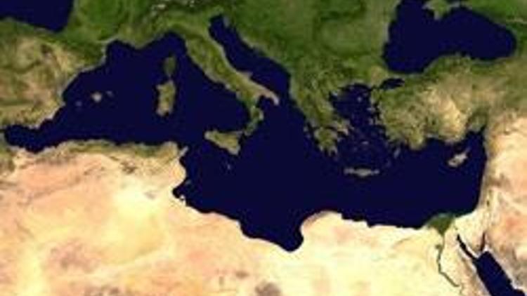 Ajanlar Akdenizde cirit atıyor