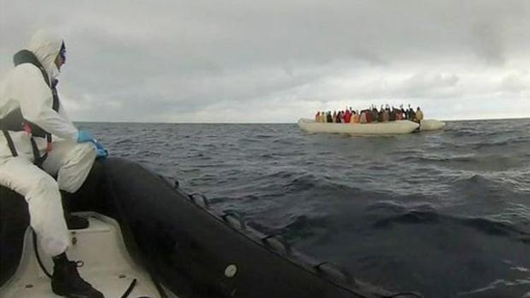 İtalya: Akdenizde 2 binden fazla göçmen kurtarıldı