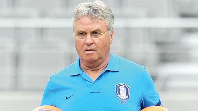 Hollanda’nın başına Hiddink getirildi