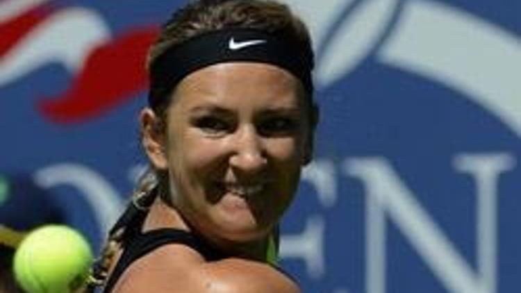 Azarenka tam gaz devam