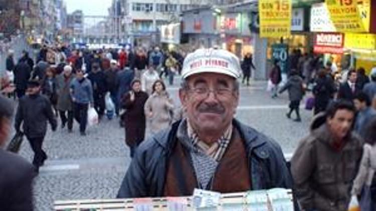 Yeni yılın talihlisini 30 bin TL bekliyor