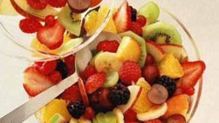 Bahar yorgunluğunu meyve yiyerek yenin