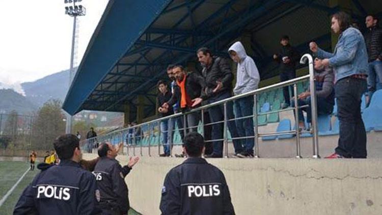 Maçta olay çıktı polis havaya ateş açtı