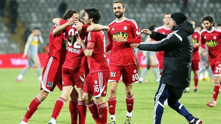 Medicana Sivasspor 4 - 2 Kayserispor (Penaltılarla)