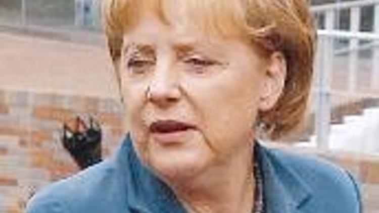 Merkel: PKK şantajına boğun eğmeyiz