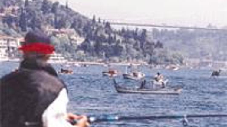 İstanbul kıyılarında balık avı HAYDİ RASTGELE