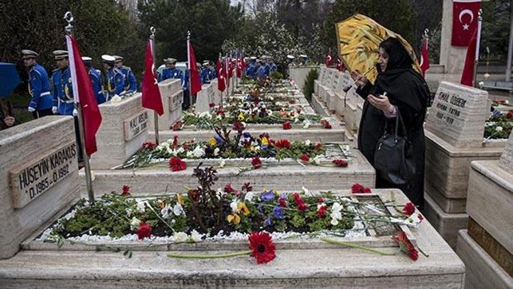 170’inci yılda şehitlere saygı