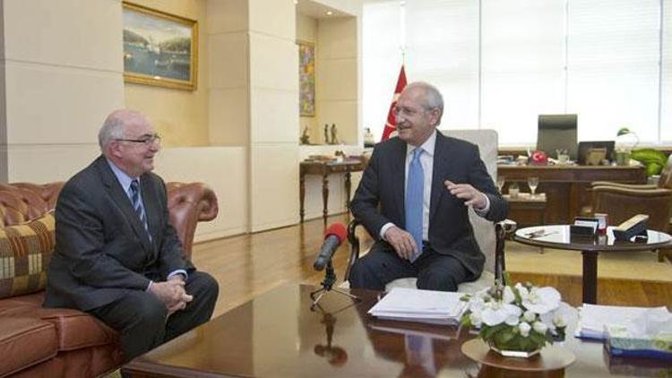 Kılıçdaroğlu teklif etti Kemal Derviş vekil olmama şartıyla kabul etti