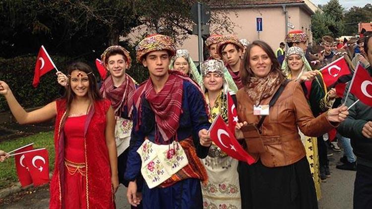 Bornovalı öğrenciler Macaristanda