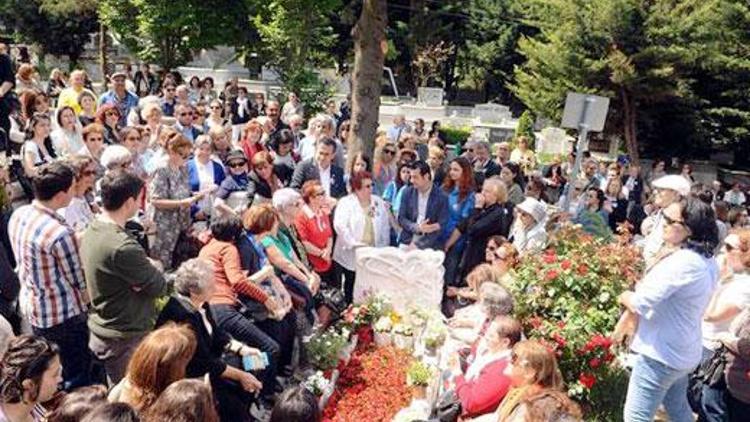 Türkan Saylan ölümünün altıncı yılında anıldı
