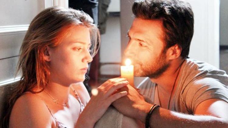 Gizem Karaca ve Barış Kılıç aynı filmde buluştu