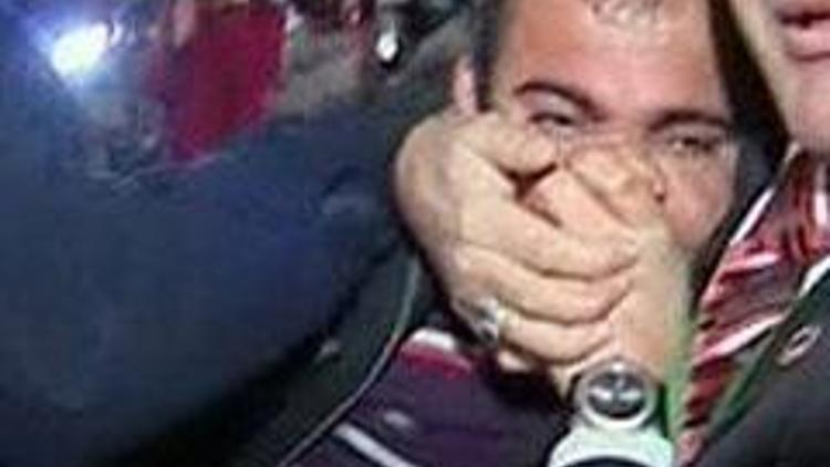 Erdoğana ayakkabı atana 3 yıl hapis