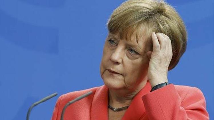 Merkelden Yunanistan açıklaması