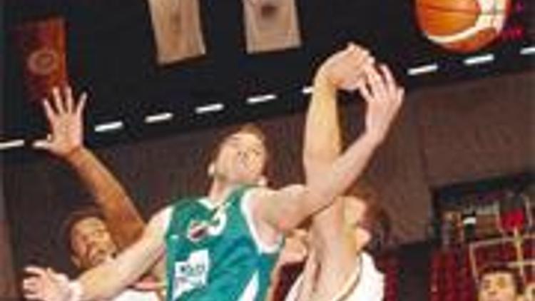 Ülker tadını buldu: 82-74