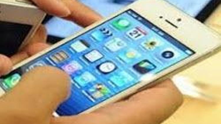 iPhone 5S ve yeni bir iPad daha yolda