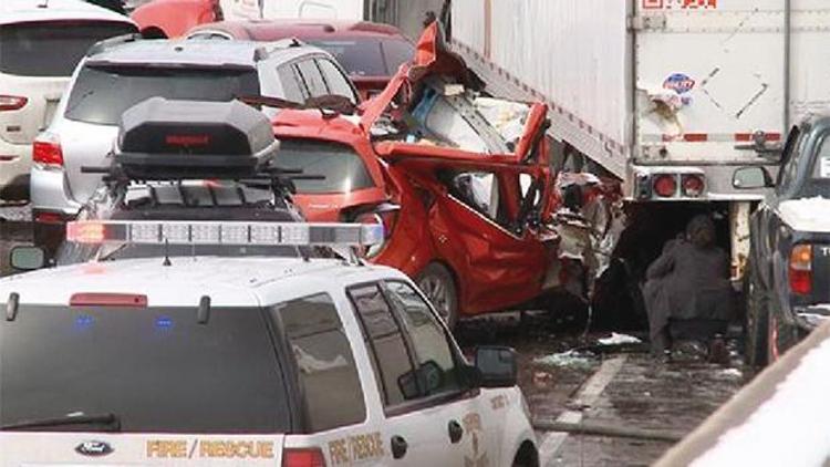 ABDdeki trafik kazasında mucize kurtuluş