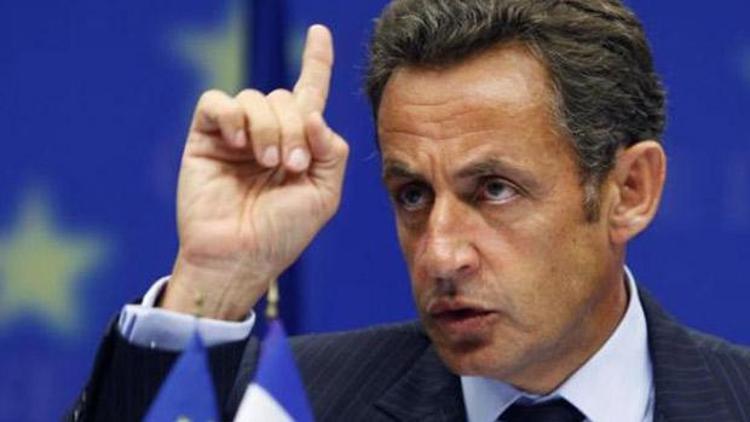 Sarkozy’nin gizli konuşmaları patladı