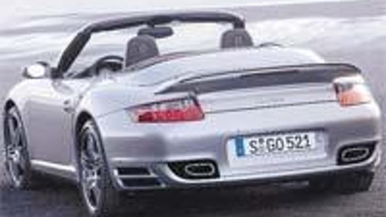 286 bin Euro’ya Türkiye’de iki kişiye özel üstsüz Porsche