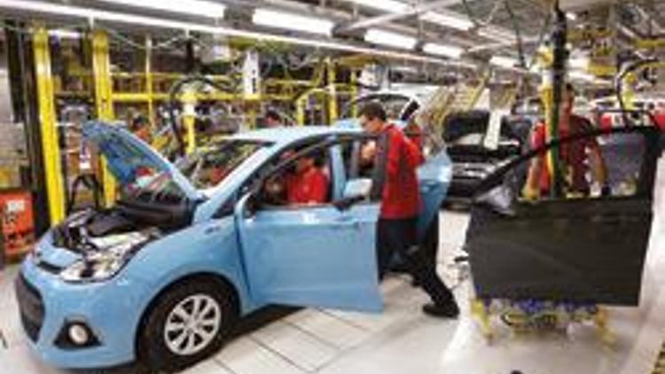 Türk otomotiv sanayi 1 yılda 4 milyar dolarlık rekor yatırıma imza atıyor