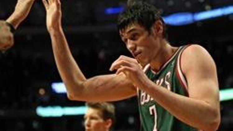 Ersan şov yaptı, Bucks kazandı