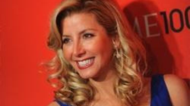 Sara Blakely servetinin en az yarısını bağışlayacak