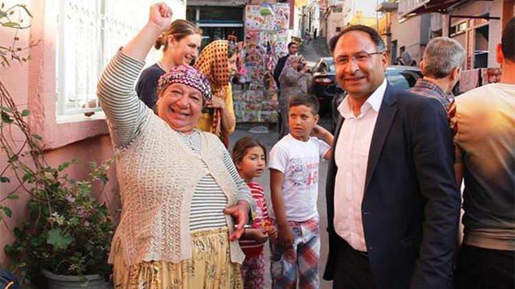 CHPnin Roman adayı doğup büyüdüğü sokaklarda...