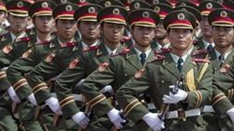 Çin’de ordu ile Komünist Parti arasında gerilim