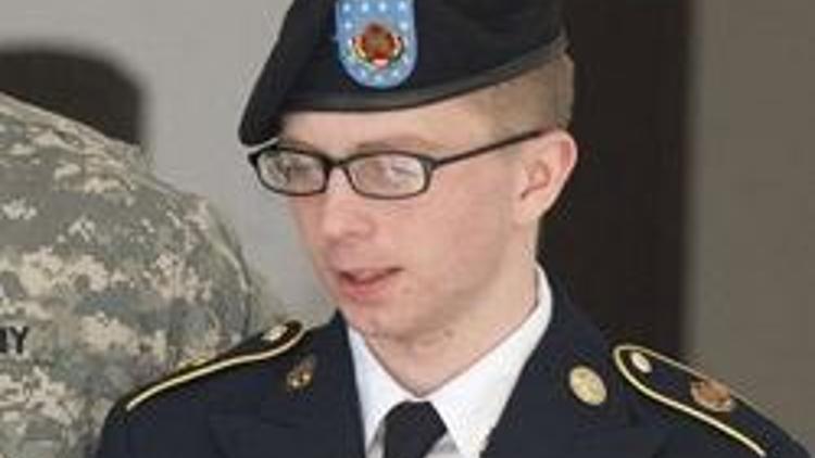 Bradley Manningin ses kaydı internete sızdı