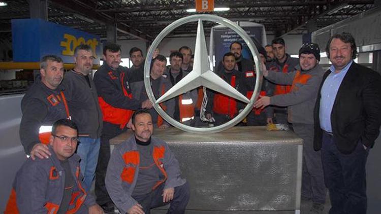 Mercedesin yıldızı İzmirde parlıyor