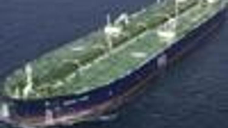 Hijacked Saudi-owned super tanker anchored off Somali port: official