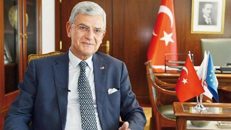AB Bakanı Volkan Bozkırın Fenerbahçe aşkı