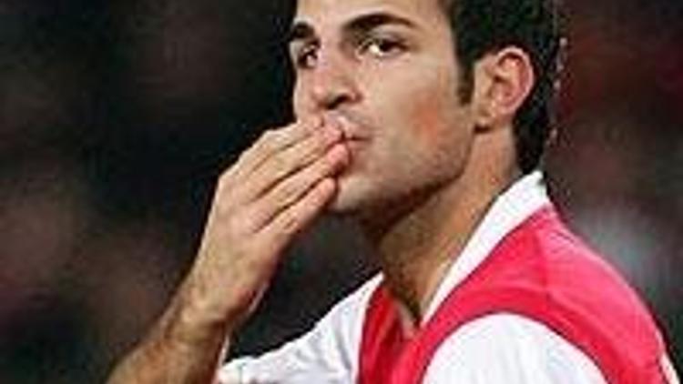 Fabregas Arsenaldan ayrılıyor