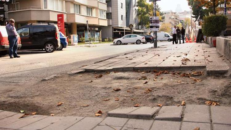 Kırık dökük kaldırımlar Başkent’e yakışmıyor