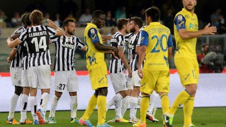 Juventus kaçıyor Napoli ve Roma kovalıyor