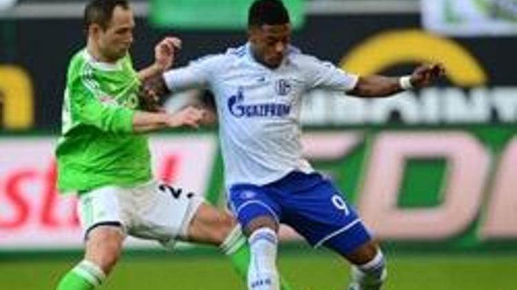 Schalke, Wolfsburgu farklı yendi
