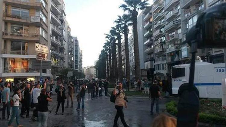 İzmirde Soma protestosuna müdahale