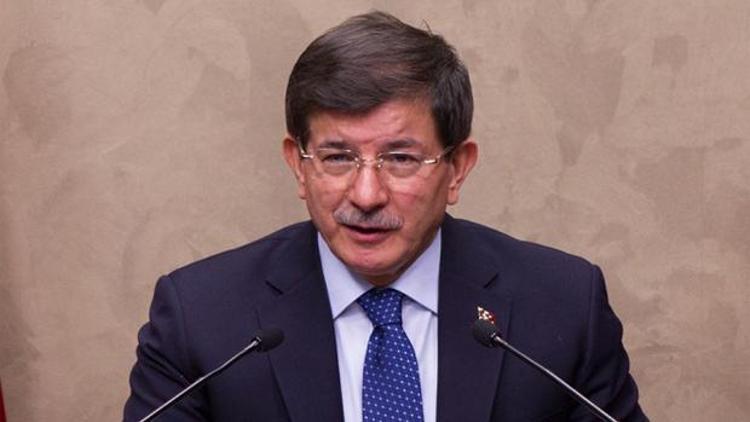 Başbakan Davutoğlu Paristen uyardı: Tehdit büyük