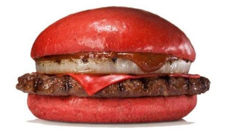 Bu kez de kırmızı hamburger çıktı