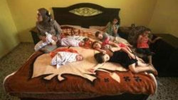 Gazzede 11 çocuklu 21 yaşındaki anne