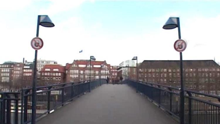 Bremen’de köprü demirlerine ’asma kilit’ yasağı