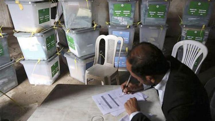 Afganistan’dan rekor katılımlı seçim