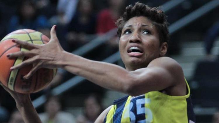 Angel McCoughtry antrenöre kızıp uçağa binmedi