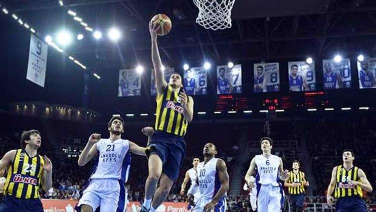 Anadolu Efes 85 - 67 Fenerbahçe Ülker