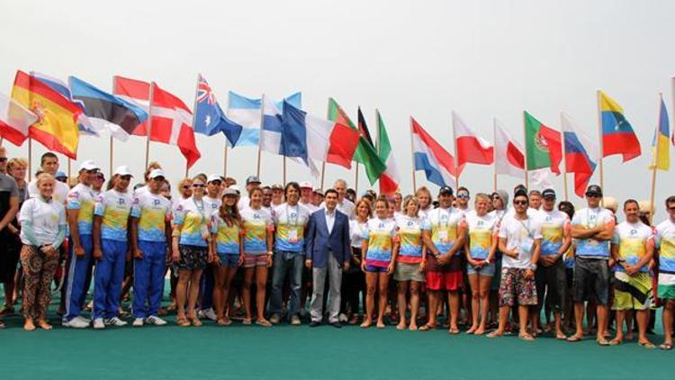 Türkmenistanda windsurf heyecanı