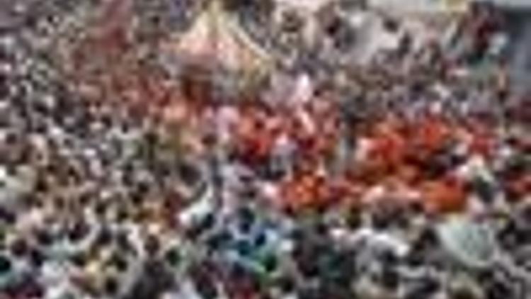 At least 120 dead in temple stampede in north India