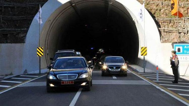 Amasra Tünelinde müteahhit taşeronu suçladı