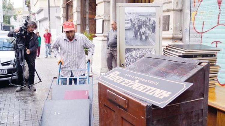 En eski Rum gazetesi binasız kaldı