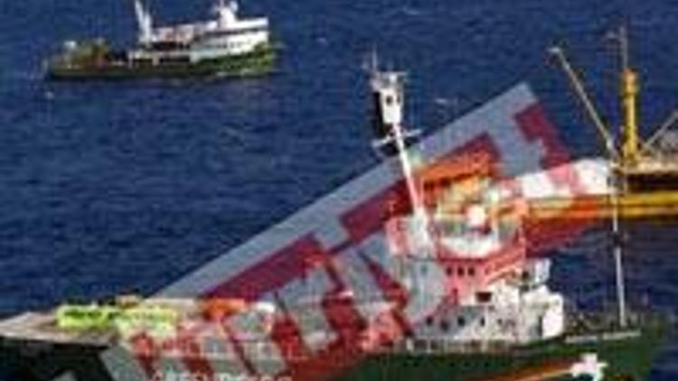 Orkinos avcıları, Greenpeace gemisine saldırdı